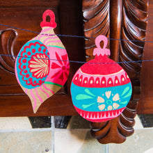 Load image into Gallery viewer, Bauble Garland