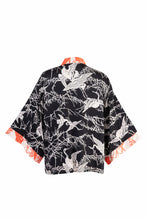 Load image into Gallery viewer, Japanese Crane print  fully lined, short kimono