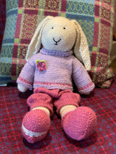 Load image into Gallery viewer, Knitted Creatures