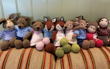 Load image into Gallery viewer, Knitted Creatures