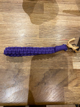 Load image into Gallery viewer, Macrame Wristlet Key Ring
