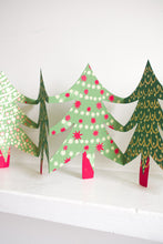 Load image into Gallery viewer, Tree Concertina Garland
