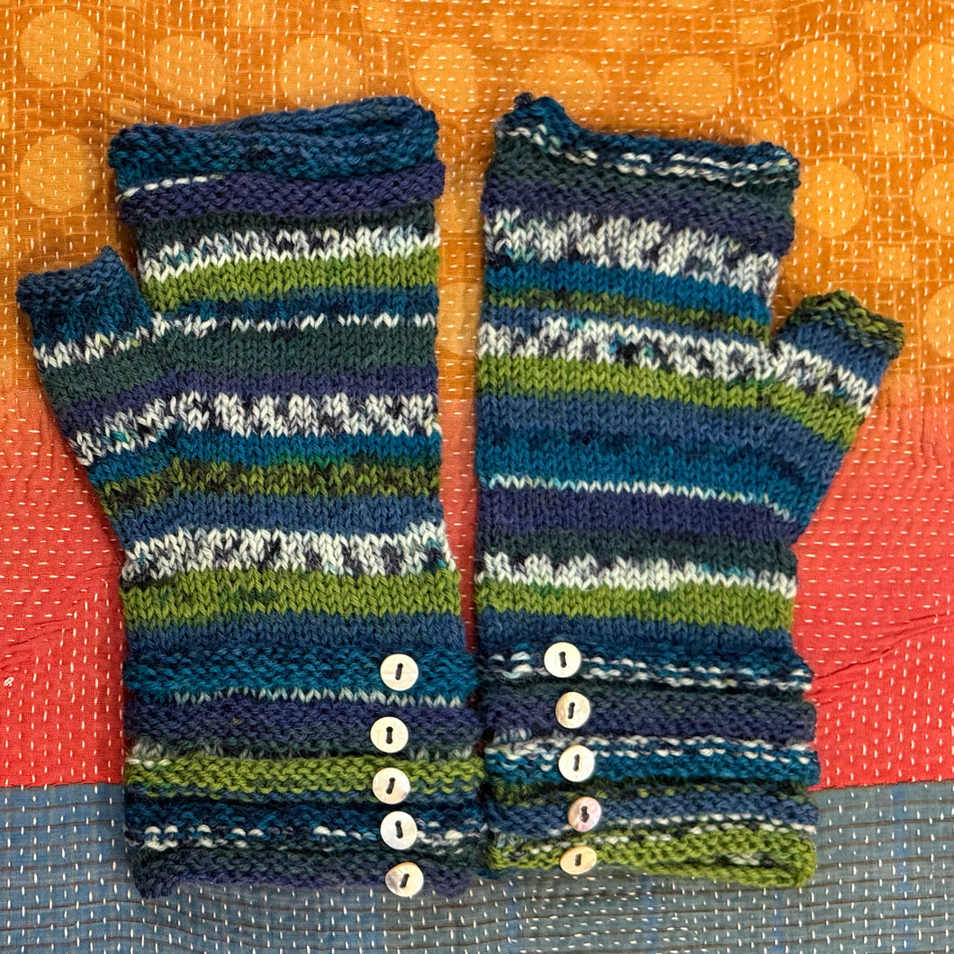Fine Knit Wrist-warmers / Fingerless Gloves