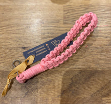 Load image into Gallery viewer, Macrame Wristlet Key Ring
