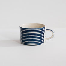 Load image into Gallery viewer, Musango Mugs - Sgraffito
