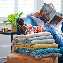 Load image into Gallery viewer, Diamond recycled Cotton Throw
