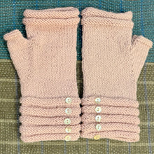 Load image into Gallery viewer, Fine Knit Wrist-warmers / Fingerless Gloves
