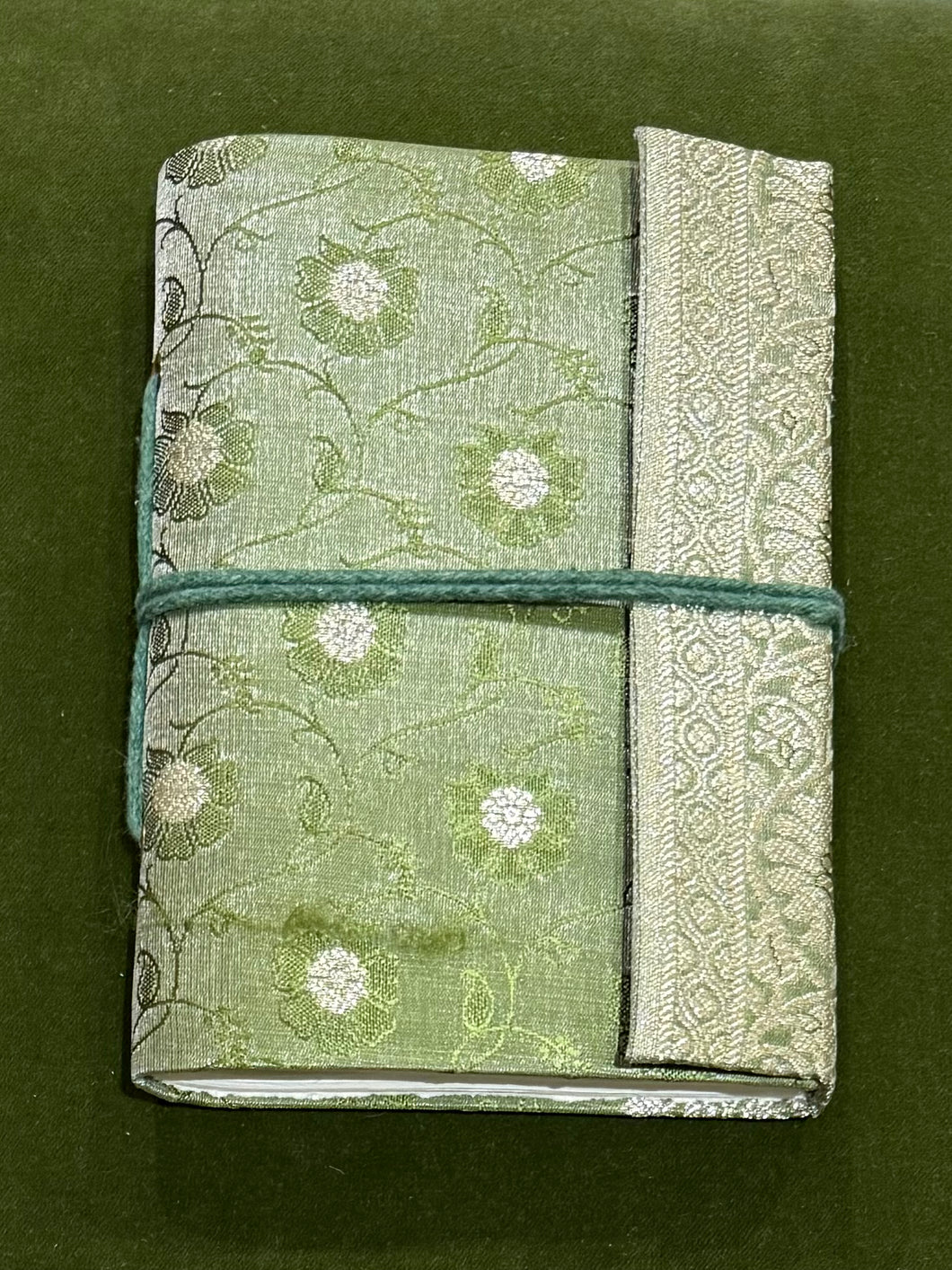 Sari Notebook - Medium