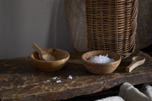 Load image into Gallery viewer, Nkuku Daruka Salt &amp; Pepper Bowls with Spoons
