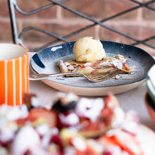Load image into Gallery viewer, Musango Small Plate - Tundra
