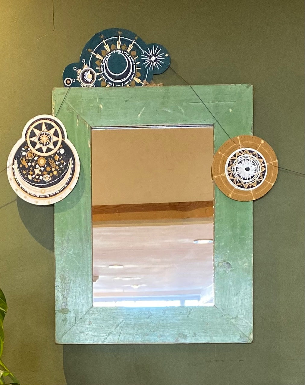 Green mirror