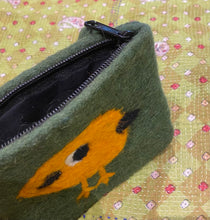 Load image into Gallery viewer, Felt Bird Purse
