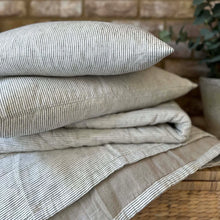 Load image into Gallery viewer, Linen Bedspread
