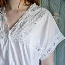 Load image into Gallery viewer, Lace Detail Short White Pyjamas
