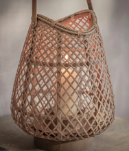 Load image into Gallery viewer, Farlow lantern
