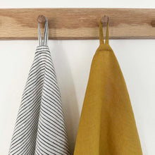 Load image into Gallery viewer, 100% Linen Tea Towels, set of 2

