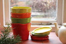 Load image into Gallery viewer, Big Tika Planter- Red
