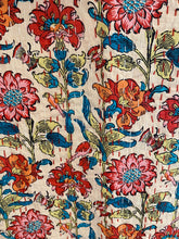 Load image into Gallery viewer, Kantha throw - Floral Garden
