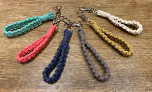 Load image into Gallery viewer, Macrame Wristlet Key Ring
