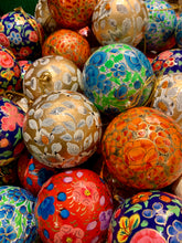 Load image into Gallery viewer, Paper Mache Baubles
